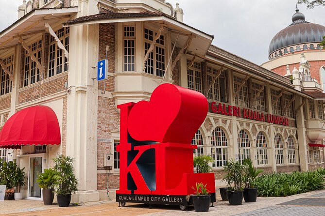 Ten Wonders Of Kuala Lumpur Shared Tour - The National Mosque and Kuala Lumpur’s civic center