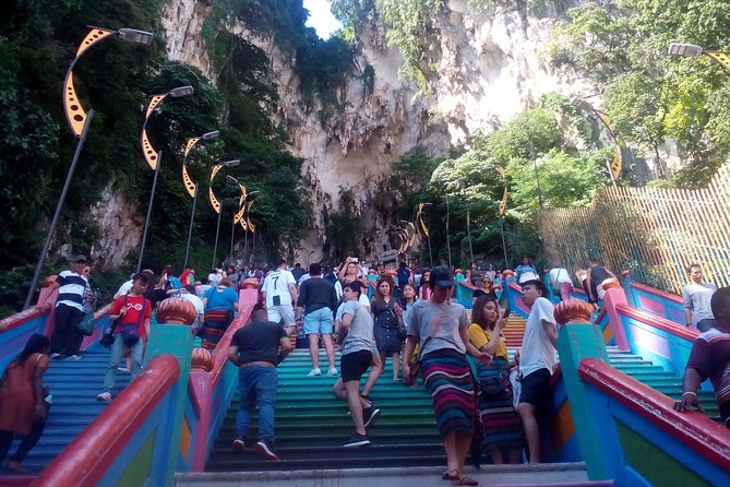 Wonders of Kuala Lumpur City & Countryside + Batu Caves (Private Guided Tour) - Royal Selangor and Kuala Lumpur’s pewter craft
